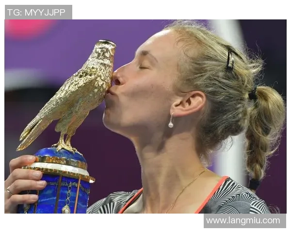 梅尔滕斯:从天才少年到足球明星的辉煌旅程与成就